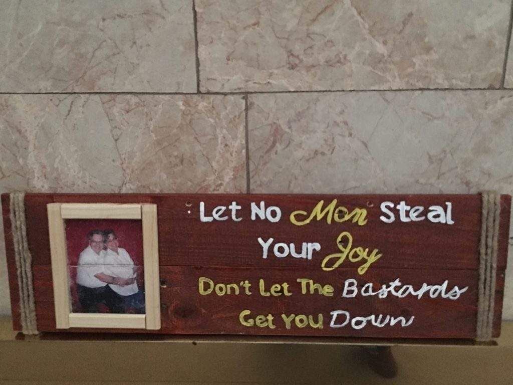 Painting on Wood without a stencil